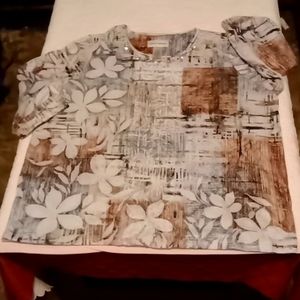 Alfred Dunner Large Brown White Gray And Black Blouse With Diamond Pattern Neck